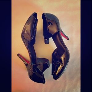 Patent leather red sole open toe heels!